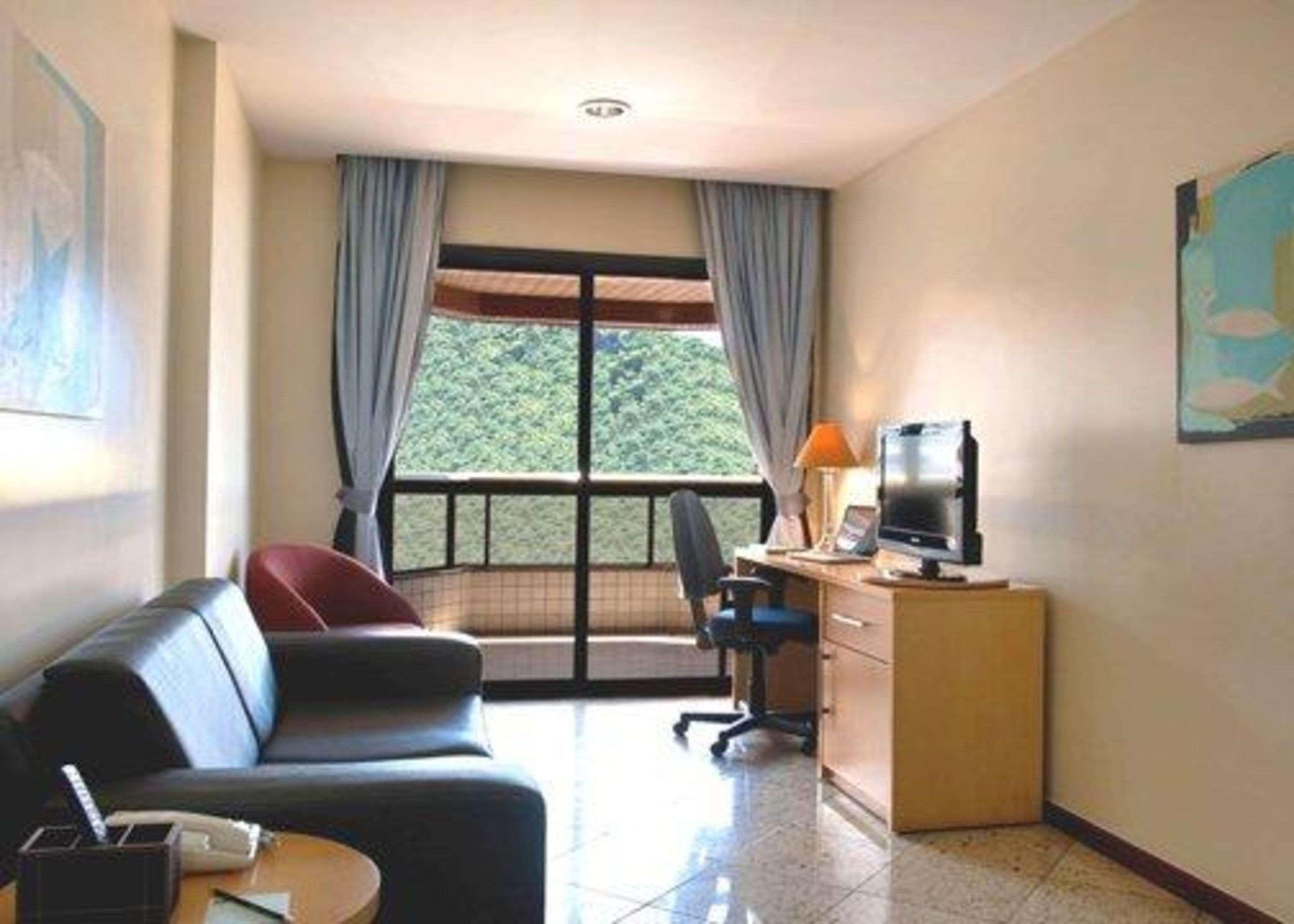 Quality Suites Vila Velha Вила Веля Екстериор снимка