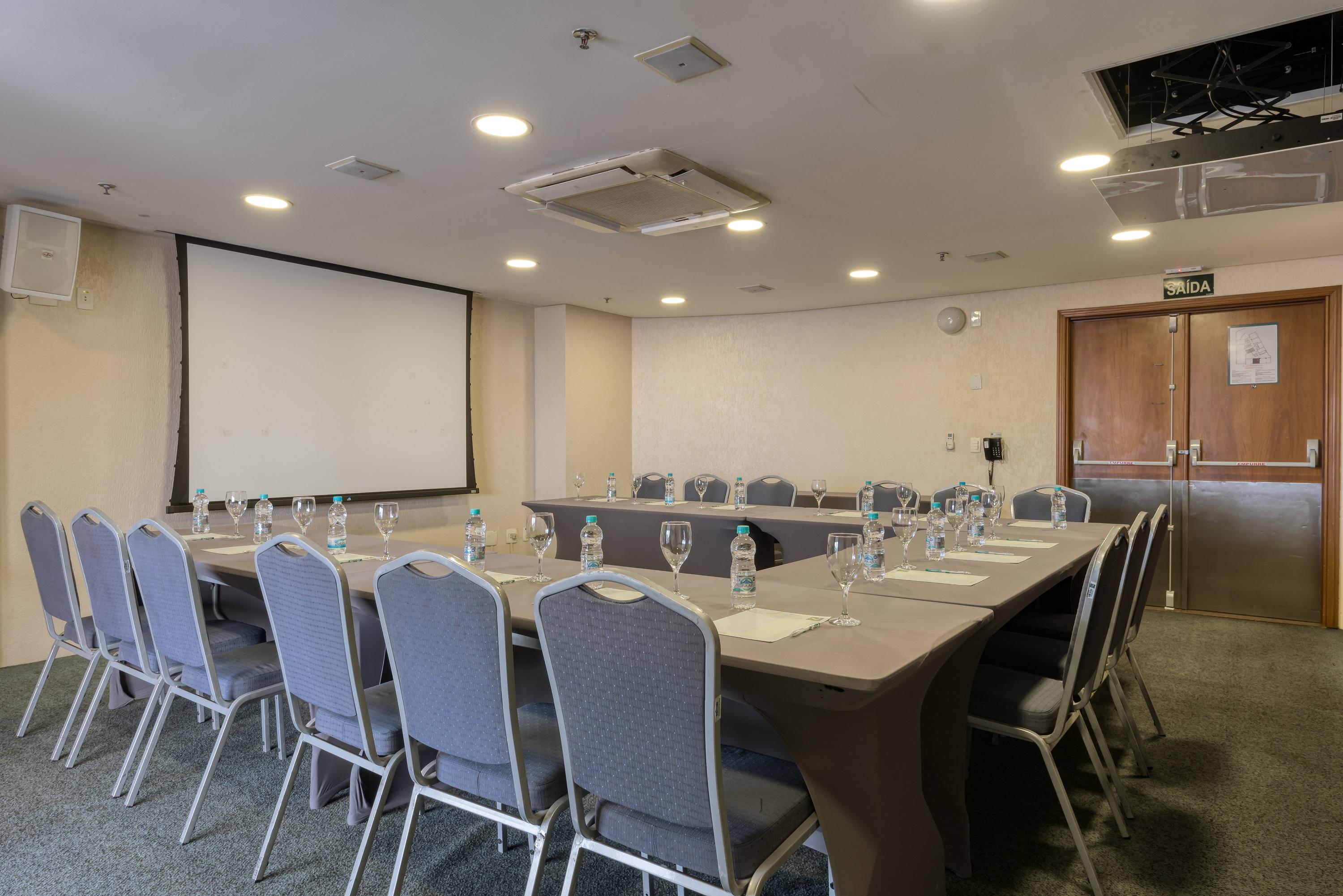 Quality Suites Vila Velha Вила Веля Екстериор снимка