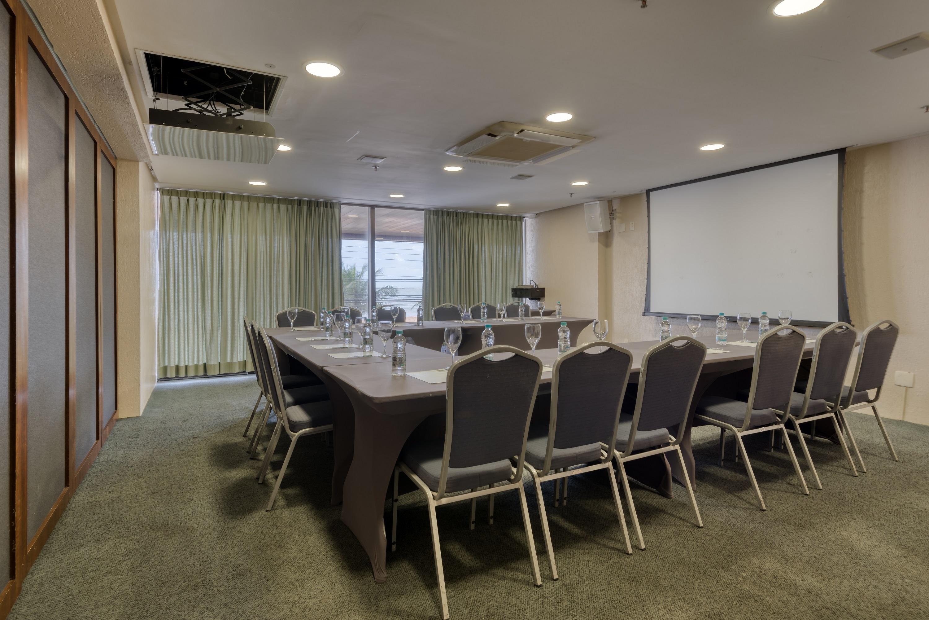 Quality Suites Vila Velha Вила Веля Екстериор снимка